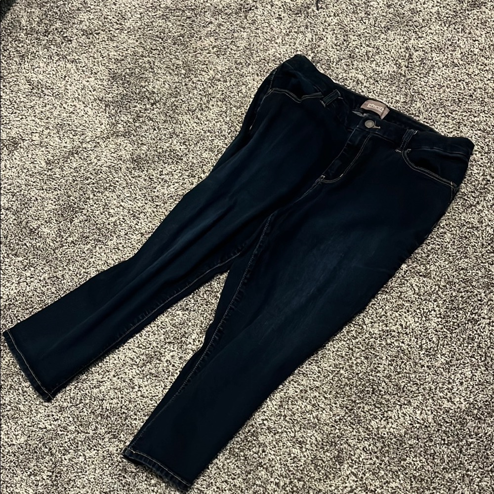 Women's dark blue  crops